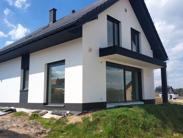 Szarów 109,26 m², Szarów