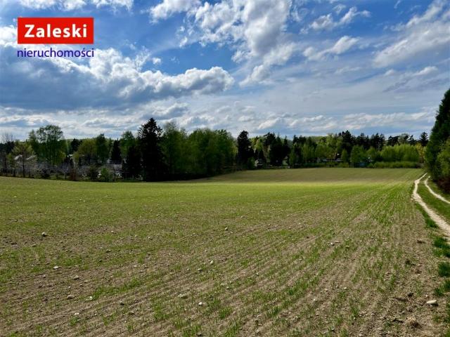 Szczęśliwa 14 957 m², Tuchom