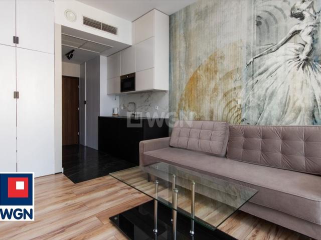 Nowoczesny apartament w Hanza Tower z basenem i jacuzzi