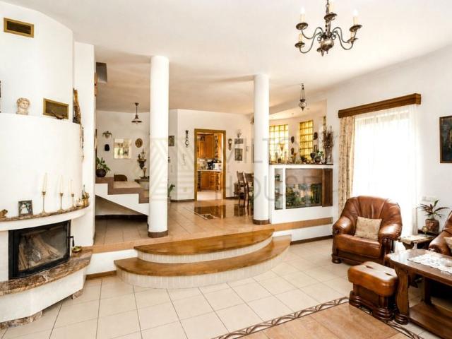 Szczygla 230 m², Marki