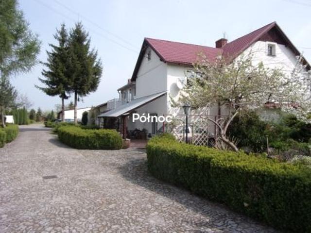 Szczytnica, 470 m² Dom
