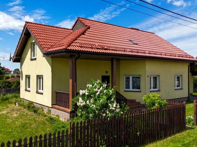 Szkolna 147 m², Miedźno
