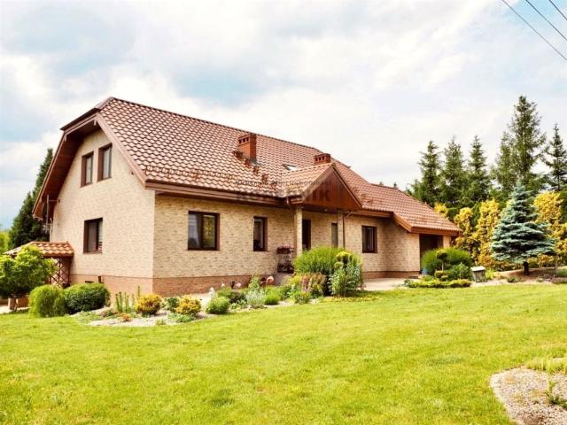 Szkolna 269 m², Książki