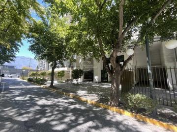 Ñuñoa, Nuncio Laghi / Metro Plaza Egaña